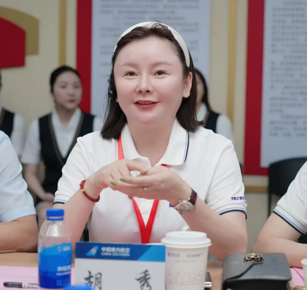 黄鹤之星领航班走进中国南方航空公司 沉浸式探秘航空智造与服务 黄鹤之星领航班走进中国南方航空公司 沉浸式探秘航空智造与服务