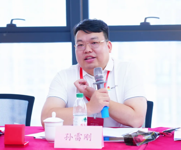 又一期开班啦!黄鹤之星领航班第15期扬帆起航! 又一期开班啦!黄鹤之星领航班第15期扬帆起航!