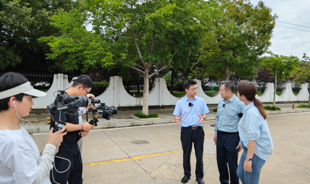 观察员吴剑文与《第一动力》节目组走进协会副会长单位-圣禹生态 观察员吴剑文与《第一动力》节目组走进协会副会长单位-圣禹生态