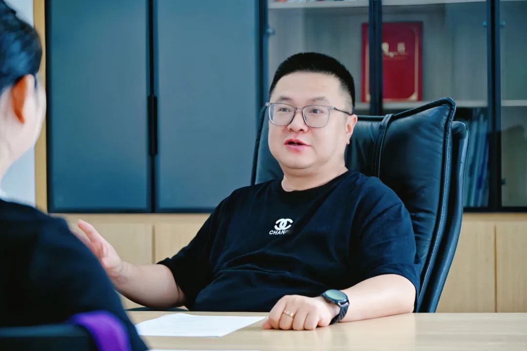 理事专访 | 李葛海：鑫英泰守护电力“心脏”的科技突围