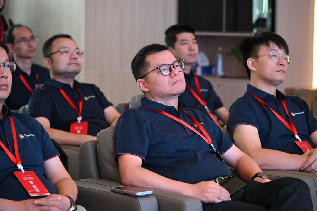 解码宜昌“高企森林”创新范式｜领航班走进宜昌人福、微特智慧谷