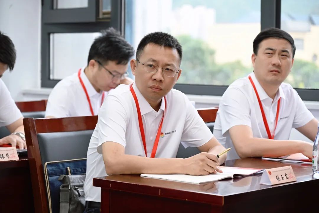 宝塔山下淬炼奋斗初心：黄鹤之星领航班走进延安圣地，传承红色基因！