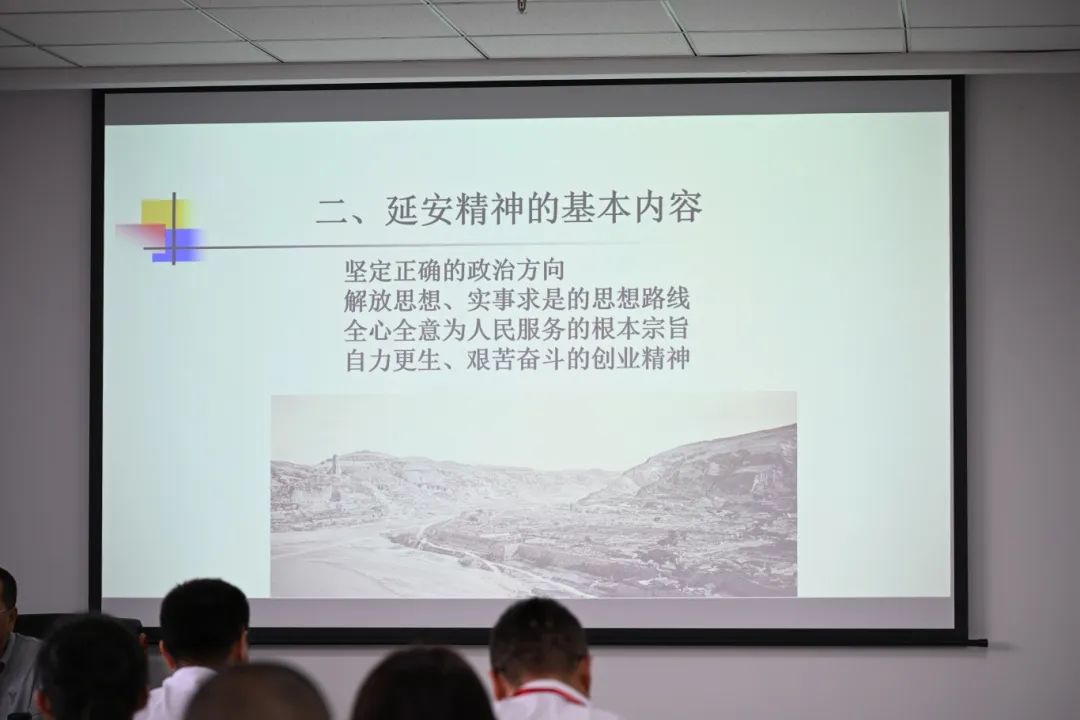 宝塔山下淬炼奋斗初心：黄鹤之星领航班走进延安圣地，传承红色基因！