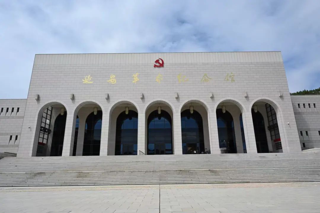 宝塔山下淬炼奋斗初心：黄鹤之星领航班走进延安圣地，传承红色基因！