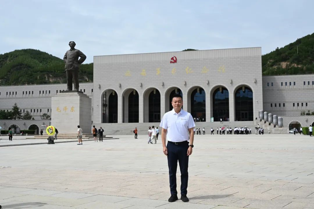 宝塔山下淬炼奋斗初心：黄鹤之星领航班走进延安圣地，传承红色基因！