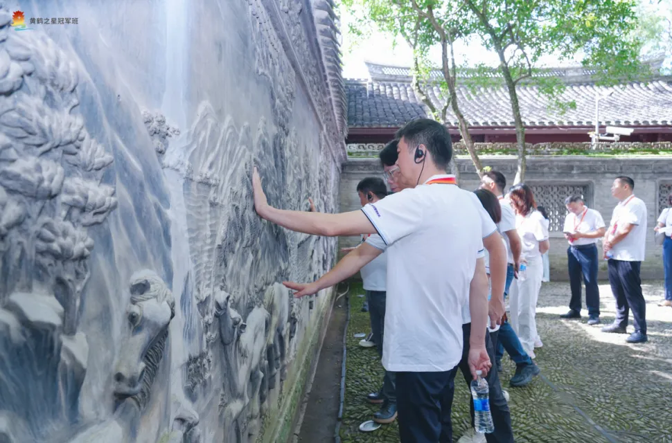 黄鹤之星60名学员赴甬！领航班、冠军班解码宁波 “守根脉、开新局” 发展之道