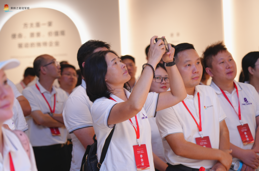黄鹤之星对话宁波双雄：探方太文化内核，访极氪制造魅力