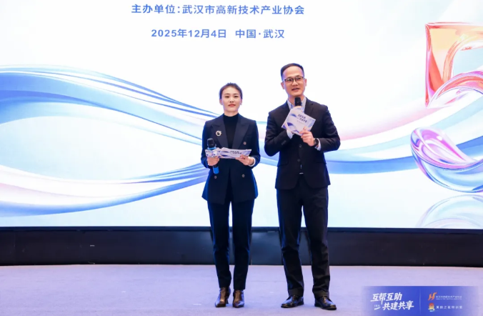 100张学员笑脸映初心！黄鹤之星5周年，互帮互助共建共享！